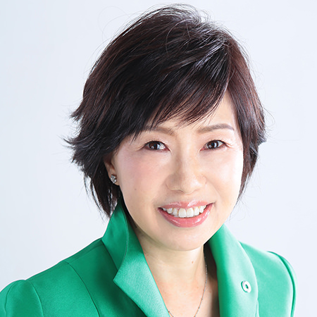 曽根恵子様 近影